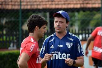 Diniz tem conversado com Pato de forma particular nos treinamentos (Foto: Érico Leonan/saopaulofc.net)