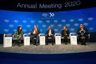 Lisa Witter (Alemanha); Michael Süss (Suíça); Paulo Guedes (ministro da Economia do Brasil); Alice Gast (Reino Unido); Rajeev Suri (Finlândia)
