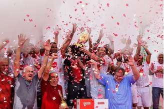 Taça Kaisercoloca em disputa vencedores de campeonatos locais de futebol de várzea (Foto: Divulgação)