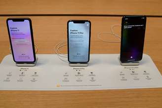 iPhones 11 em loja da Apple em Nova York, EUA 
20/09/2019
REUTERS/Carlo Allegri