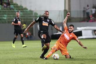 Atlético-MG empata com Coimbra.