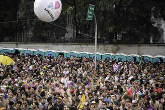 Banheiros químicos disponíveis durante o desfile do bloco Acadêmicos do Baixo Augusta, no pré-Carnaval de 2020, na rua da Consolação, região central de São Paulo, no último domingo (16/02/2020)