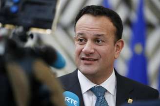 Primeiro-ministro da Irlanda anuncia sua renúncia ao cargo