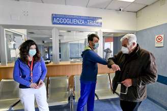 Epidemia fez com que italianos ampliassem apoio ao sistema de saúde pública no país