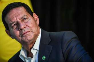 Hamilton Mourão contrariou pronunciamento do presidente sobre o coronavírus