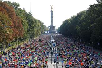 Atletas participam da Maratona de Berlim
16/08/2018
REUTERS/Fabrizio Bensch/