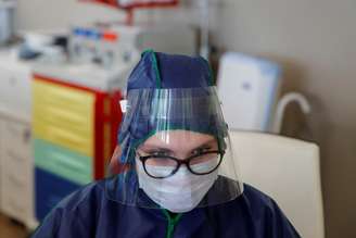 Especialista médica em laboratórios nos arredores de Moscou
24/04/2020 REUTERS/Maxim Shemetov