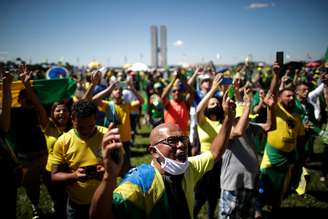 Apoiadores de Bolsonaro fazem manifestação em Brasília
03/05/2020
REUTERS/Ueslei Marcelino