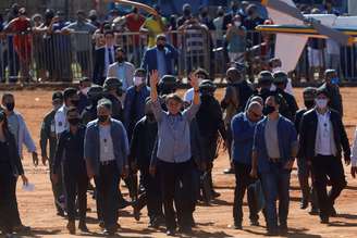 Presidente Jair Bolsonaro durante inauguração de hospital de campanha em Águas Lindas de Goiás
05/06/2020
REUTERS / Adriano Machado
