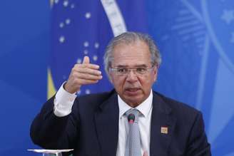 O ministro da Economia, Paulo Guedes, concede entrevista coletiva no Palácio do Planalto, em Brasília