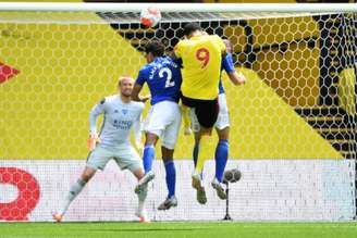 Leicester e Watford protagonizaram jogo pegado (ANDY RAIN / POOL / AFP)