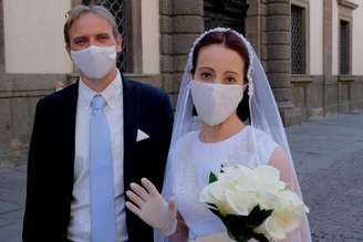 Noivos não precisarão mais usar máscaras em casamentos na Itália