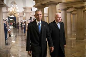 Barack Obama e Joe Biden em Washington em 2017
20/01/2017 REUTERS/J. Scott Applewhite/Pool