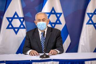 Primeiro-ministro israelense, Benjamin Netanyahu, faz pronunciamento no Ministério da Defesa, em Tel Aviv
27/07/2020
Tal Shahar/Pool via REUTERS