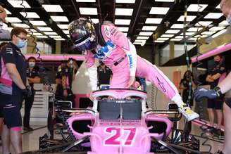 Nico Hülkenberg entra na ‘Mercedes rosa’ para substituir Sergio Pérez no GP da Inglaterra 