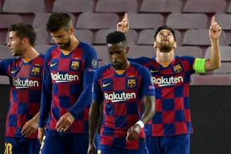 Messi pediu calma aos jogadores para manter a vantagem no Camp Nou (Foto: LLUIS GENE / AFP)