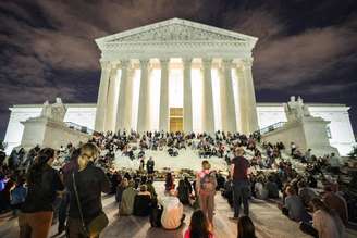 Vigília em frente à Suprema Corte dos EUA após morte de Ruth Bader Ginsburg