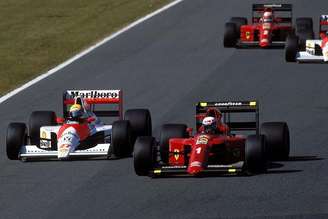 Senna fez a pole, mas Prost pulou na frente, como no GP de 364 dias atrás.