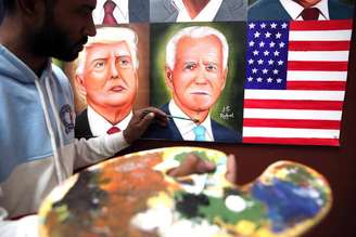 Artista indiano pintou os dois candidatos à presidência dos EUA