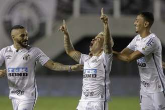 Soteldo marcou o segundo gol do Santos na vitória por 3 a 0 contra o Boca (Foto: Andre Penner / POOL / AFP)