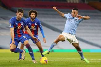 Manchester City não deu espaço para o Crystal Palace neste domingo (Foto: CLIVE BRUNSKILL / POOL / AFP)