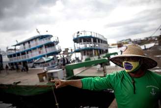 Cepa brasileira do Sars-CoV-2 teria surgido em Manaus, que vive caos no sistema de saúde