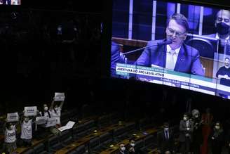 Bolsonaro discursa na abertura do ano legislativo no Congresso