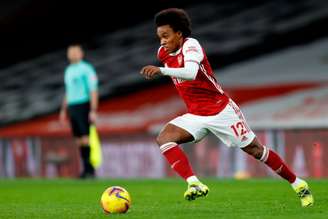 Willian é destaque do Arsenal (Foto: IAN KINGTON / IKIMAGES / AFP)