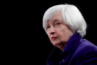 A hoje secretária do Tesouro dos EUA, Janet Yellen, em foto da época em que era chefe do Federal Reserve, em Washington, EUA, 13 de dezembro de 2017. REUTERS/Jonathan Ernst