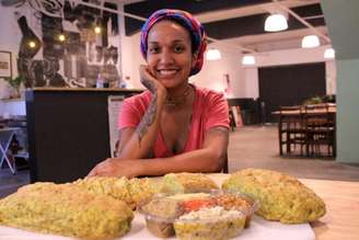 Guia da Cozinha - Conheça Govinda Lilamrta, chef vegana à frente do restaurante Pratada SP