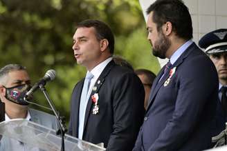 O Senador Flávio Bolsonaro participa da formatura dos novos soldados da Polícia Militar do Estado do Rio de Janeiro