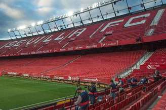 Estádio Ramón Sánchez Pizjuán sem público na volta do futebol espanhol em 2020 (Foto: CRISTINA QUICLER / AFP)