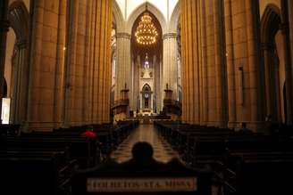 Missa de Páscoa na Catedral da Sé, em São Paulo
04/04/2021
REUTERS/Carla Carniel
