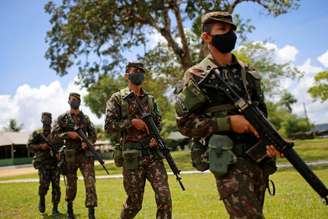 Soldados do Exército durante exercício militar no Oiapoque
31/10/2020 REUTERS/Adriano Machado