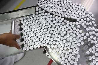 Frascos de CoronaVac, no Instituto Butantan, São Paulo
 22/1/2021 REUTERS/Amanda Perobelli