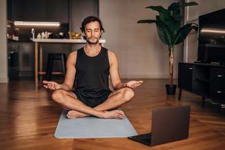 Há alguns hábitos que são valiosos para a meditação e vão lhe ajudar a tornar a prática melhor