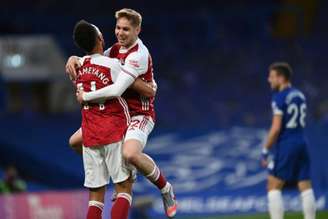 Arsenal venceu o derby desta quarta-feira (Foto: SHAUN BOTTERILL / POOL / AFP)