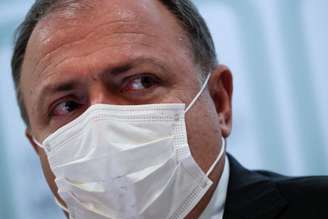 Ex-ministro da Saúde Eduardo Pazuello 
15/03/2021
REUTERS/Ueslei Marcelino