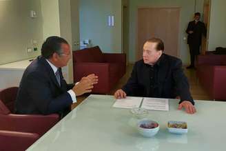 Berlusconi recebeu visita do vice-presidente do grupo dono do hospital