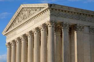 FOTO DE ARQUIVO: Fachada do prédio da Suprema Corte dos Estados Unidos em Washington, D.C.
13/05/2021 REUTERS/Andrew Kelly