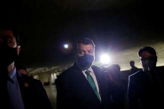 Ex-chanceler Ernesto Araújo antes de depor na CPI da Covid-19 no Senado, em Brasília 
18/05/2021 REUTERS/Adriano Machado