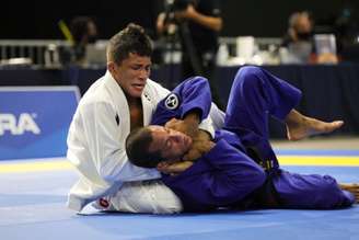 Atual campeão Pan-Americano, Lucas Pinheiro terá dois grandes desafios pela frente (Foto: divulgação Atos Jiu-Jitsu)