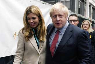 Relacionamento entre Carrie Symonds e Boris Johnson já deu origem a um filho