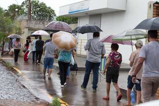 Mortes por covid caem 95% em Serrana após vacinação em massa