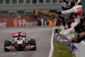Jenson Button venceu batalha de 4 horas em Montreal 