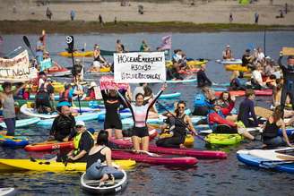 Protesto por medidas contra mudanças climáticas em Cornualha