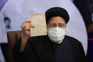 Juiz Ebrahim Raisi em Teerã, no Irã
15/05/2021 Majid Asgaripour/WANA (West Asia News Agency) via REUTERS