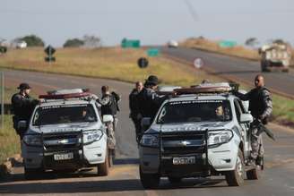 Policiais se mantém mobilizados para capturar Lázaro Barbosa, suspeito de assassinatos em série 