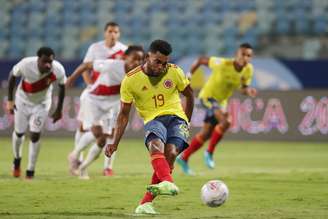 Pelo grupo do Brasil, Peru bate a Colômbia na Copa América