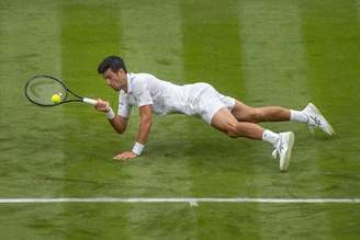 Djokovic estreou bem nas quadras londrinas hoje